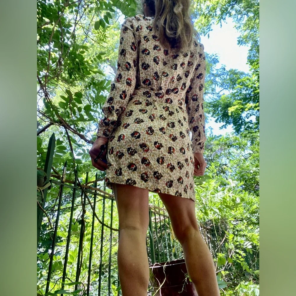 Paul and Joe Sister Chihuahua Dog Print Shirt Dress Cream Floral Size 42… - Picture 12 of 13